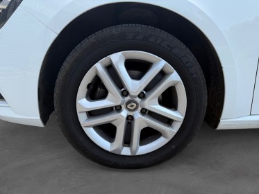Renault megane iv berline business tce 115 energy business garantie 12 mois occasion abbeville simplicicar simplicibike france