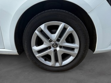 Renault megane iv berline business tce 115 energy business garantie 12 mois occasion abbeville simplicicar simplicibike france