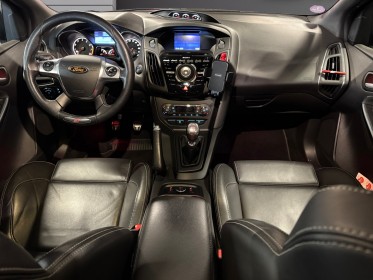 Ford focus 2.0 scti 250 st -- garantie 12mois -- occasion simplicicar valence - ksv  simplicicar simplicibike france