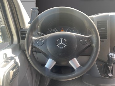 Mercedes sprinter fourgon 219 v6 3.0t boite auto 7g tronic / radar av-ar / xenon / regulateur occasion simplicicar salon de...