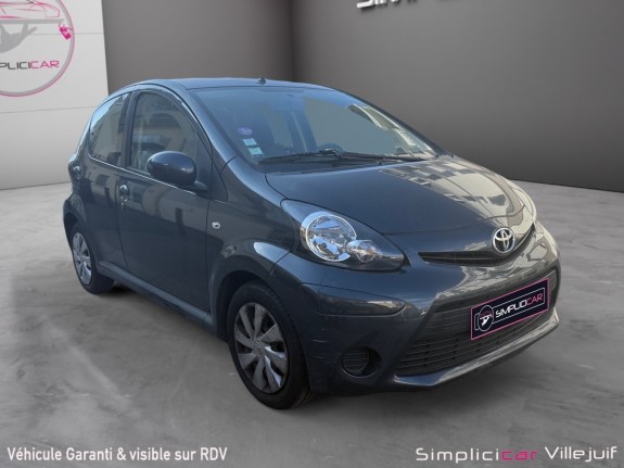 Toyota aygo 1.0 vvt-i 68 ch confort 5 portes bluetooth, climatisation, garantie 12 mois occasion simplicicar villejuif ...