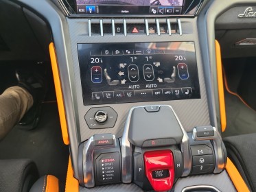 Lamborghini urus 4.0 v8 650 ch bva8 graphite capsule hors malus loa occasion paris 17ème (75)(porte maillot) simplicicar...