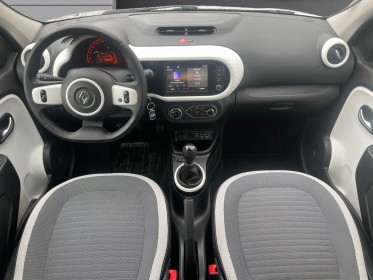 Renault twingo iii sce 65 ch equilibre entretien réseau renault garanti 12 mois occasion simplicicar royan simplicicar...