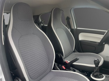 Renault twingo iii sce 65 ch equilibre entretien réseau renault garanti 12 mois occasion simplicicar royan simplicicar...