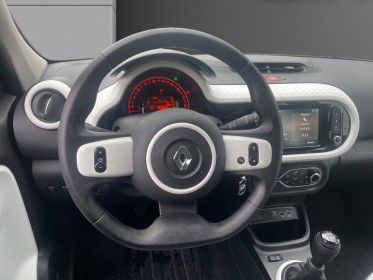 Renault twingo iii sce 65 ch equilibre entretien réseau renault garanti 12 mois occasion simplicicar royan simplicicar...