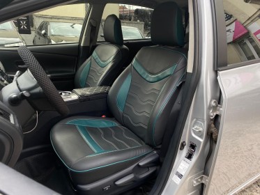 Toyota prius pro tss 136h skyview business occasion simplicicar livry gargan simplicicar simplicibike france