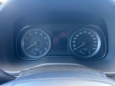 Hyundai kona 1.0 t-gdi 120 creative sieges chauffants attelage garantie 12 mois occasion montpellier (34) simplicicar...