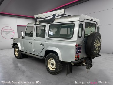 Land rover defender td5 2l5 station wagon 9 places // clim / attelage / marche pied / entretien a jour / vitres arrieres......