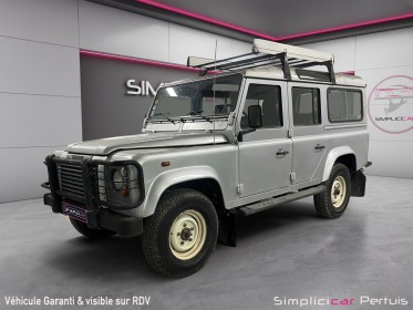 Land rover defender td5 2l5 station wagon 9 places // clim / attelage / marche pied / entretien a jour / vitres arrieres......