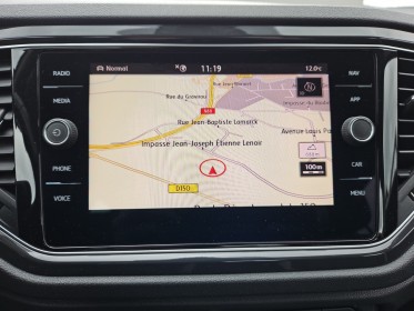 Volkswagen t-roc 2.0 tdi 150 dsg7 4motion carat  attelage occasion simplicicar velay simplicicar simplicibike france
