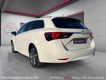 Toyota avensis touring sports 143 d-4d lounge/camera/sièges chauffants/démarrage/ouverture sans clefs/entretien à jour...