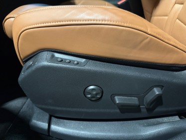 Ds ds7 crossback bluehdi 130 eat8 rivoli garantie 12 mois : siège brun en cuir/chauffant/massant/ventilé, toit ouvrant......