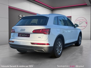 Audi q5 business 2.0 tdi 150 business executive - attelage - distri ok - garantie 12 mois occasion simplicicar brest...