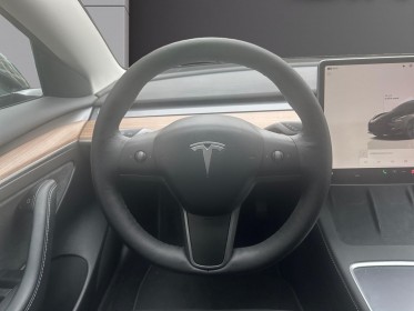 Tesla model 3 autonomie standard plus rwd première main garantie constructeur sièges Électriques/chauffants caméra 360°...