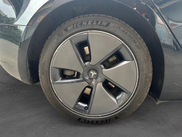 Tesla model 3 autonomie standard plus rwd première main garantie constructeur sièges Électriques/chauffants caméra 360°...