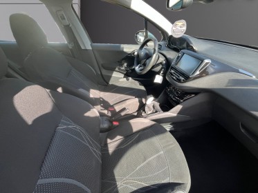 Peugeot 208 1.4 hdi 68ch fap bvm5 allure occasion avignon (84) simplicicar simplicibike france