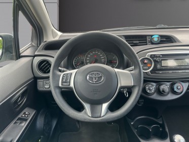 Toyota yaris 69 vvt-i tendance occasion simplicicar rennes simplicicar simplicibike france