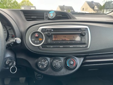 Toyota yaris 69 vvt-i tendance occasion simplicicar rennes simplicicar simplicibike france
