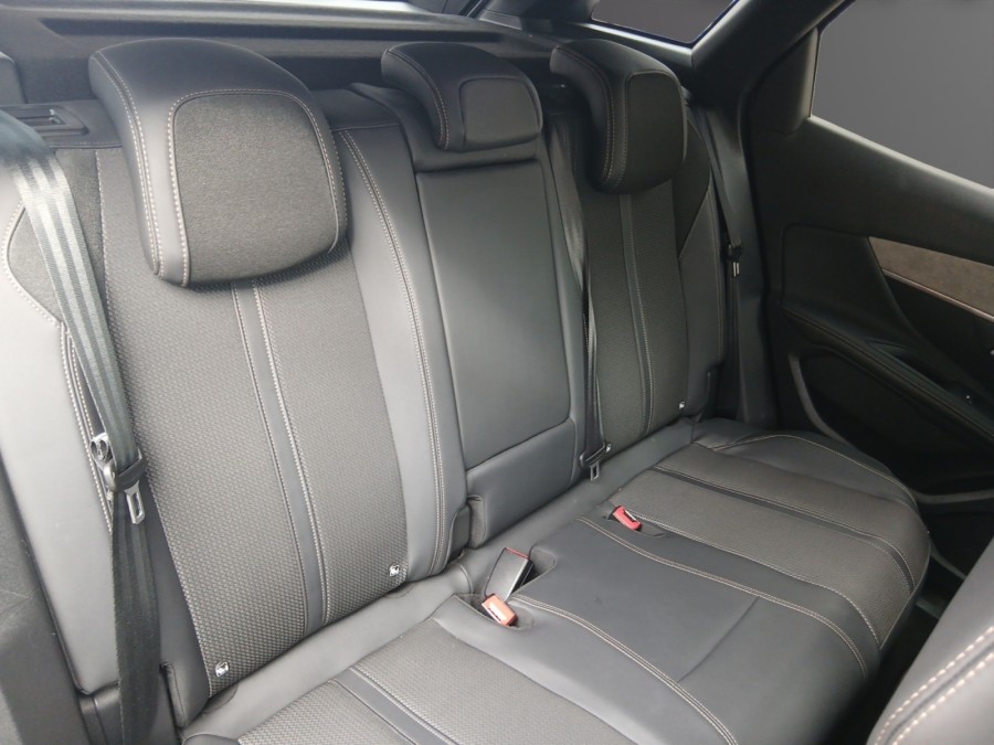 PEUGEOT d'occasion 3008 1.6 THP 16V 225 Hybrid e-EAT8 180 cv de 2023