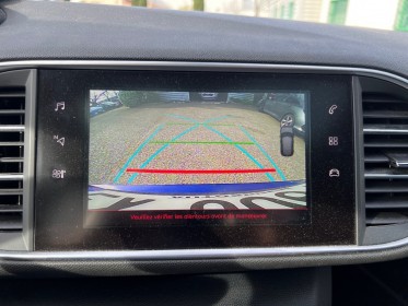 Peugeot 308 1.6 225ch eat8 gt / toit panoramique / carplay / sieges alcantara / camera / style gti occasion simplicicar salon...