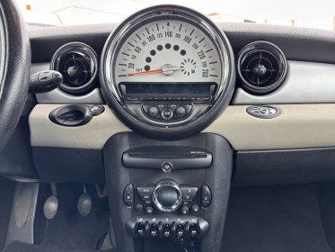 Mini cabriolet r57 98 ch one occasion simplicicar frejus  simplicicar simplicibike france