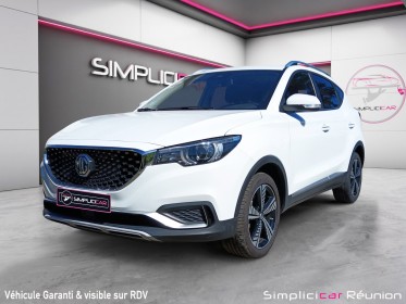 Mg zs zs 143 ch ev finition luxury / toit  ouvrant / carplay / caméra de recul occasion réunion ville st pierre simplicicar...