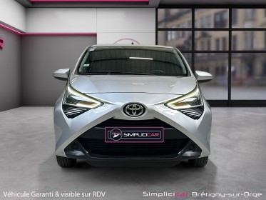 Toyota aygo mc18 1.0 vvt-i x-play x-app carplay garantie 12 mois occasion simplicicar bretigny-sur-orge simplicicar...