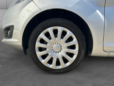 Ford fiesta 1.25 82 edition - faible km - garantie 12 mois occasion simplicicar nimes - rb auto simplicicar simplicibike france