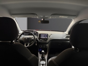 Peugeot 2008 1.2 puretech 82ch bvm5 style - courroie changée il y a 10 000kms - garantie 12 mois occasion simplicicar lyon...