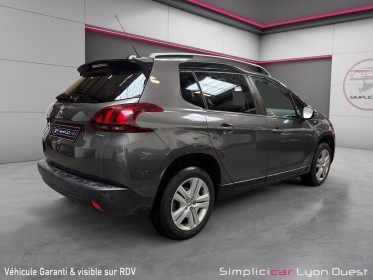 Peugeot 2008 1.2 puretech 82ch bvm5 style - courroie changée il y a 10 000kms - garantie 12 mois occasion simplicicar lyon...