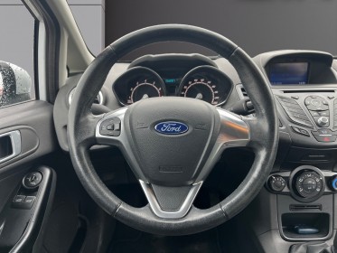 Ford fiesta 1.25 82 edition occasion simplicicar limoges  simplicicar simplicibike france
