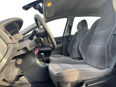 Peugeot 307 xt 1.6i 16v a / 2eme main / petit prix occasion simplicicar orgeval  simplicicar simplicibike france