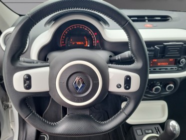 Renault twingo iii 1.0 sce 70 stop  start e6c limited //garantie 12 mois// occasion simplicicar lille  simplicicar...