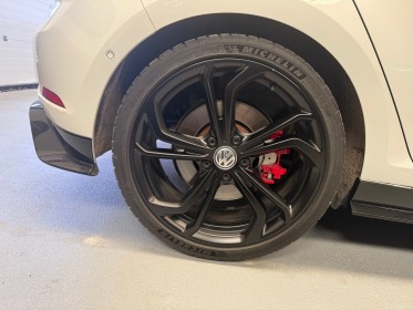 Volkswagen golf 2.0 tsi 290 dsg7 gti tcr full options / toit ouvrant / dynaudio / ligne akrapovic / autobloquant. / occasion...