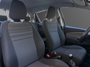 Toyota yaris 69 vvt-i france bluetooth/clim - garantie 12 mois - occasion simplicicar marignane  simplicicar simplicibike...