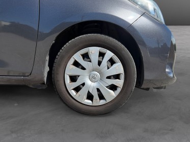 Toyota yaris 69 vvt-i france bluetooth/clim - garantie 12 mois - occasion simplicicar marignane  simplicicar simplicibike...
