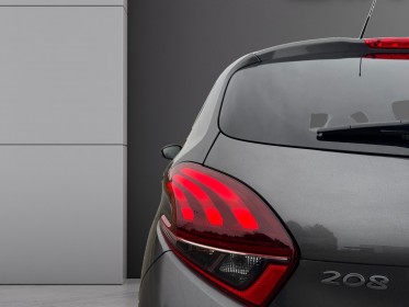 Peugeot 208 1.2 puretech 110ch ss bvm5 gt line camera - carplay - jantes 17 occasion simplicicar strasbourg simplicicar...