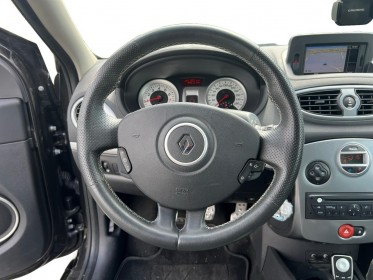 Renault clio iii 1.6 16v 128 gt occasion simplicicar brie-comte-robert simplicicar simplicibike france