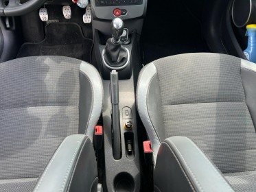 Renault clio iii 1.6 16v 128 gt occasion simplicicar brie-comte-robert simplicicar simplicibike france