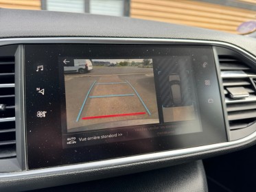 Peugeot 308 130ch ss eat8 tech edition - boite auto - caméra - carplay - park assist occasion simplicicar compiegne...