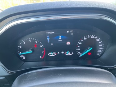 Ford focus active 1.0 ecoboost 125 ch active - suivi/car play/radar av ar - garantie 12 mois occasion simplicicar soissons...