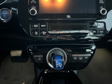 Toyota prius pro hybride rechargeable rc18 dynamic - financement possible -garantie 12 mois occasion parc voitures beauvais...