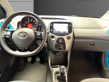Toyota aygo mc18 1.0 vvt-i x-play - garantie 12 mois occasion simplicicar mery-sur-oise simplicicar simplicibike france