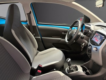 Toyota aygo mc18 1.0 vvt-i x-play - garantie 12 mois occasion simplicicar mery-sur-oise simplicicar simplicibike france