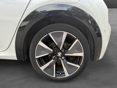 Peugeot 208 electrique 50 kwh 136ch gt - full options - toit ouvrant - garantie 12 mois occasion paris 17ème (75)(porte...