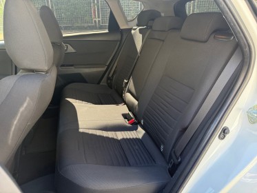 Toyota auris business hybride 136h design business/entretien toyota/garantie 12 mois occasion paris 17ème (75)(porte...