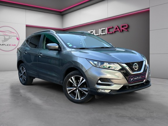 Nissan qashqai 2019 1.3 dig-t 140 n-connecta // garantie 1 an // caméra 360 //sièges chauffant // toit panoramique occasion...