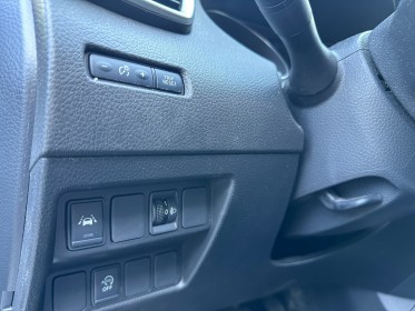 Nissan qashqai 2019 1.3 dig-t 140 n-connecta // garantie 1 an // caméra 360 //sièges chauffant // toit panoramique occasion...