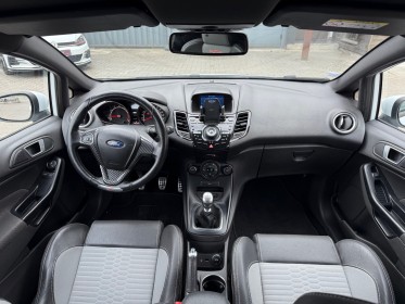 Ford fiesta 1.6 ecoboost 182 st / siege recaro/ siege chauffant/ camera de recul occasion simplicicar dunkerque simplicicar...