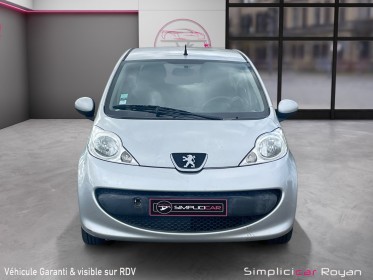 Peugeot 107 1,0 12v 68 ch trendy clim révisé  garanti 12 mois occasion simplicicar royan simplicicar simplicibike france